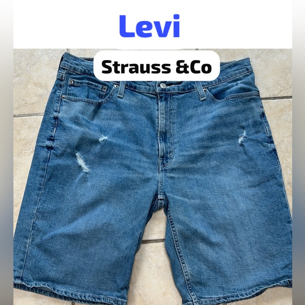 Levi’s short